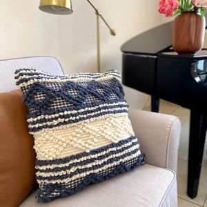 NEW Throw Pillow Cover